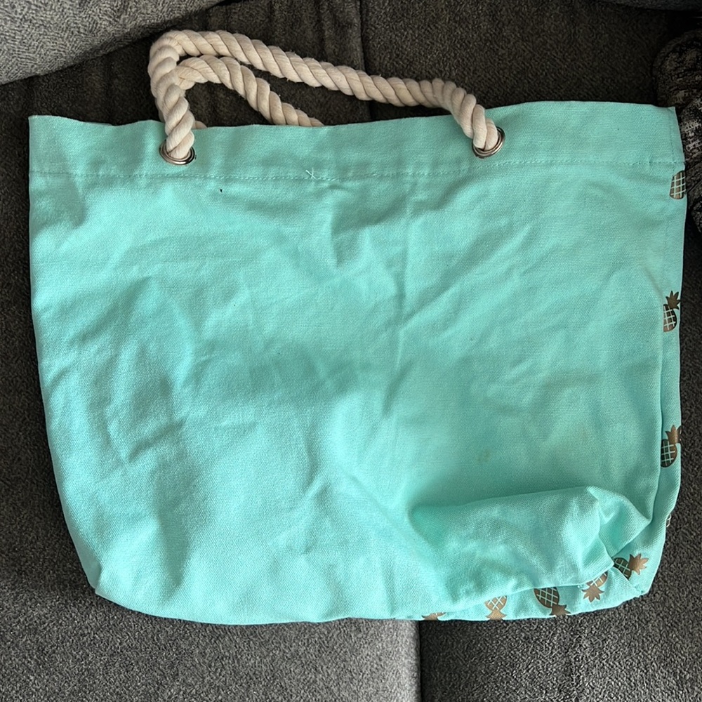 Limited Too Tote with Pinapples - Picture 3 of 4